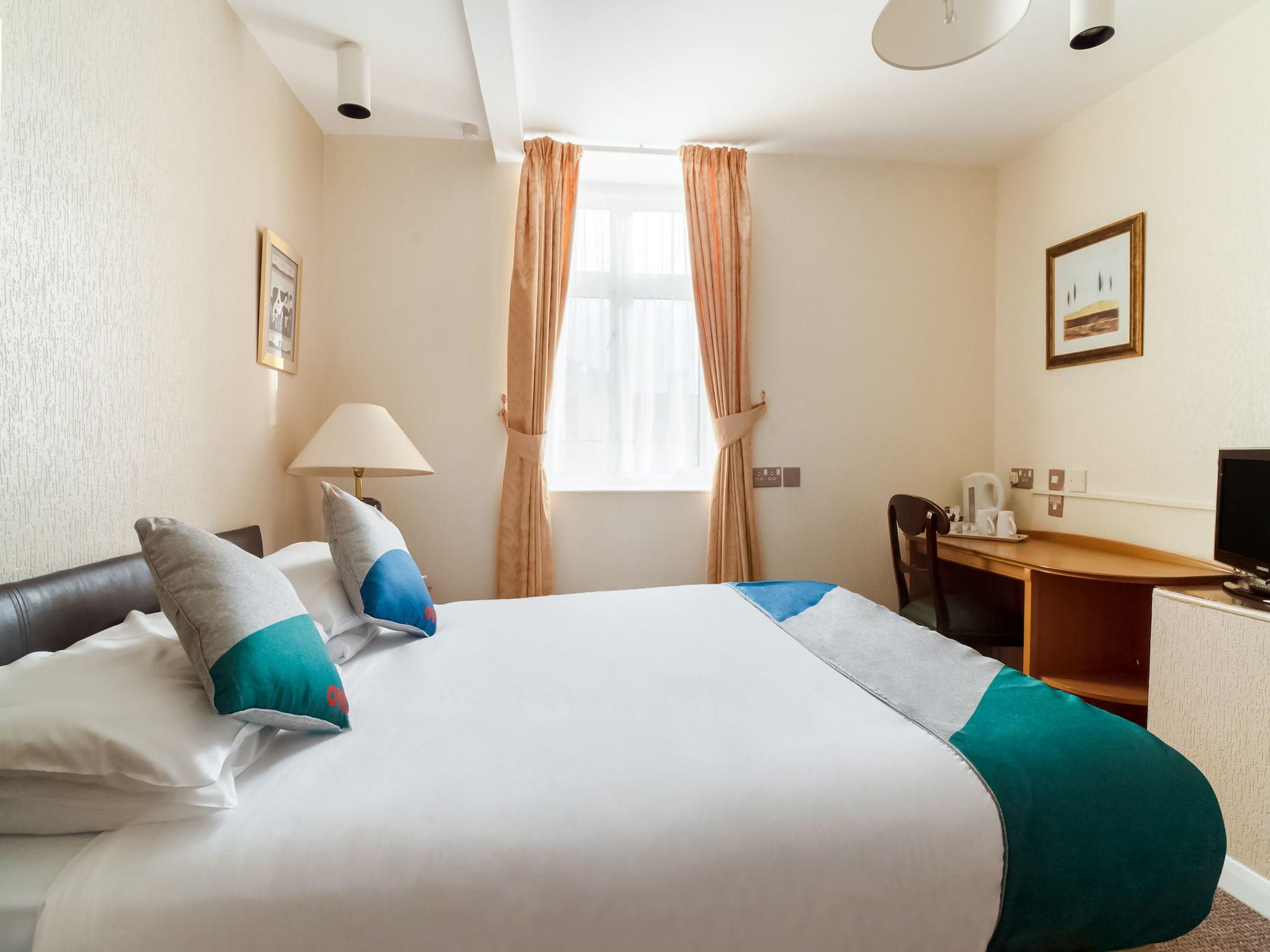 Oyo The Palm Court Hotel Eastbourne Bagian luar foto