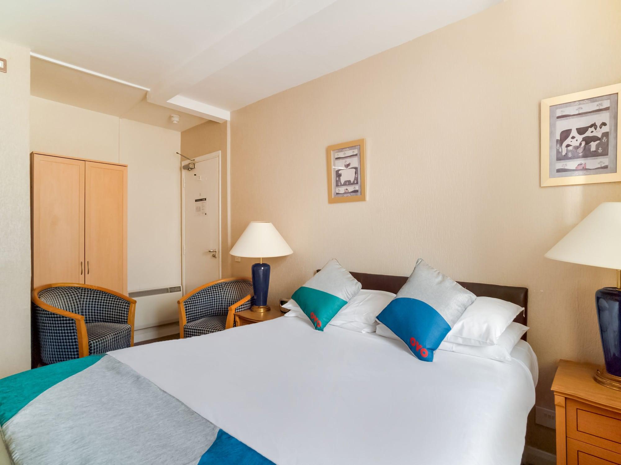 Oyo The Palm Court Hotel Eastbourne Bagian luar foto