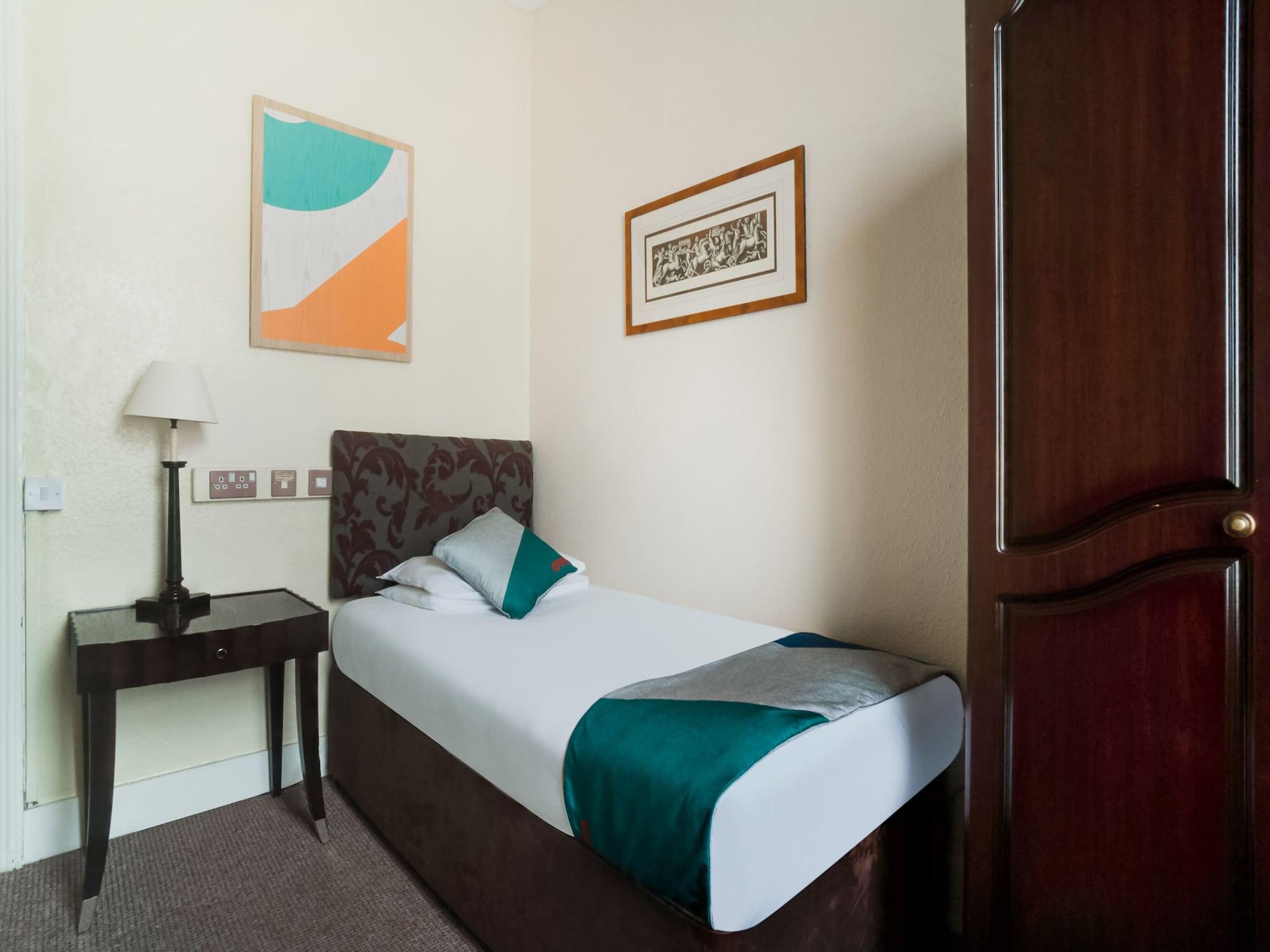 Oyo The Palm Court Hotel Eastbourne Bagian luar foto