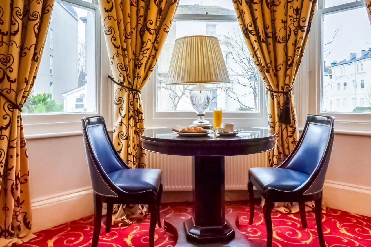 Oyo The Palm Court Hotel Eastbourne Bagian luar foto